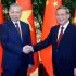 El secretario general del Partido Comunista y presidente de Vietnam, To Lam, (izquierda) y el primer ministro del Consejo de Estado de China, Li Qiang. (Foto: VNA)