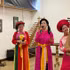 Interpretación de la canción “Trong Com” (Tambor cilíndrico tradicional vietnamita) con letras adaptadas al francés para facilitar el acercamiento y la comprensión de los espectadores locales. (Foto: VNA)