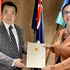 El cónsul general de Vietnam en Perth, Pham Hai Anh, y Pamela Currie, directora de la Oficina de Australia Occidental del Departamento de Asuntos Exteriores y Comercio de Australia. (Foto: VNA)