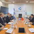 En el encuentro entre el embajador de Vietnam en Israel, Nguyen Ky Son, y el ministro israelí de Economía e Industria, Nir Barkat. (Foto: VNA)