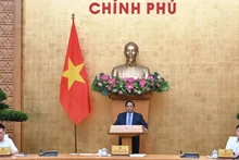El primer ministro de Vietnam, Pham Minh Chinh, preside la reunión. (Foto: Nhan Dan)