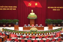 [Foto] Inauguran decimotercer pleno del Comité Central del Partido Comunista de Vietnam del XIII mandato