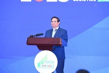 El primer ministro de Vietnam, Pham Minh Chinh, interviene en el Congreso Mundial 2025 de la Federación Internacional de Asociaciones de Agentes de Transporte (Fiata). (Foto: Nhan Dan)