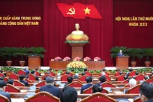 Vista de la sesión de clausura del 14º Pleno del XIII Comité Central del Partido Comunista de Vietnam.