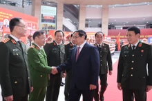 [Foto] Premier vietnamita asiste a Conferencia Nacional de Seguridad Pública