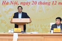 [Foto] Premier vietnamita preside reunión sobre desarrollo del sector privado