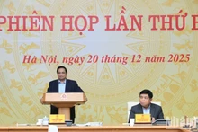 El primer ministro de Vietnam, Pham Minh Chinh, habla en la sesión. (Foto: Nhan Dan)