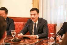 El viceministro de Relaciones Exteriores de Vietnam Dang Hoang Giang habla en la cita. (Foto: baoquocte.vn)