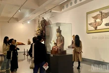 “Noche en el Museo” es una experiencia reservada a los hanoyenses y a quienes visitan la capital vietnamita. (Foto: Nhan Dan)