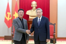 [Foto] Dirigente vietnamita recibe a vicepresidente del grupo chino Luxshare-ICT