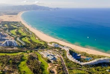 El pueblo costero de Quy Nhon, en Vietnam, gana el Premio Asean a Ciudad Turística Limpia 2026. (Foto: VNA)