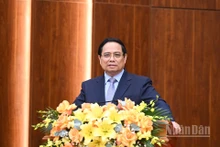 El primer ministro de Vietnam, Pham Minh Chinh, habla en la cita. (Foto: Nhan Dan)