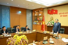 El presidente de la Asamblea Nacional de Vietnam, Tran Thanh Man, interviene en la reunión con la Comisión de Asuntos Judiciales y Jurídicos de ese máximo órgano legislativo. (Foto: Nhan Dan)