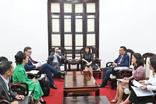 Vista de la reunión. (Foto: Nhan Dan)