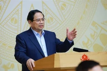 El primer ministro de Vietnam, Pham Minh Chinh, habla en la primera reunión del Comité Directivo Nacional para el despliegue de la Resolución 79. (Foto: VNA)