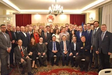 Los delegados al seminario posan para fotos. (Foto: Embajada de Vietnam en Polonia)