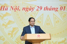 El primer ministro de Vietnam, Pham Minh Chinh, preside la reunión. (Foto: Nhan Dan)