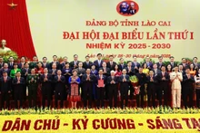 El Buró Ejecutivo del Comité partidista en Lao Cai para el período 2025-2030. (Foto: Nhan Dan)
