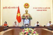 El presidente de la Asamblea Nacional de Vietnam, Tran Thanh Man, habla en la 50ª reunión del Comité Permanente del Parlamento. (Foto: VNA)