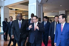 [Foto] Celebran en Hanói Foro Empresarial Vietnam-Sudáfrica