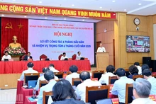 [Foto] Líder partidista de Vietnam preside conferencia sobre implementación de Resolución nº 57-NQ/TW