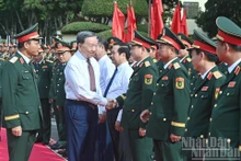 El secretario general del Partido Comunista de Vietnam, To Lam, y delegados. (Foto: Nhan Dan)