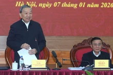 [Foto] Líder partidista vietnamita se reúne con Comisión de Política y Estrategia del Comité Central del PCV