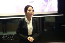 Christine Le, directora general de Eastern Horizon Wealth Management, presidenta de la Asociación de Finanzas e Inversiones de Vietnam en el Reino Unido y miembro honoraria de la Asociación de Finanzas Personales del Reino Unido (Foto: VNA)