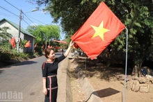 [Fotos] Comunidades de minorías étnicas de Dak Lak ponen sus ojos en el XIV Congreso del Partido Comunista de Vietnam