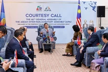 [Foto] Líder legislativo vietnamita asiste a actividades de la AIPA-46