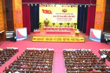 [Vídeo] Reelegido Le Ngoc Quang como secretario del Comité del Partido de Quang Tri para el mandato 2025-2030