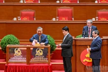 [Foto] El XIV Congreso Nacional del PCV implementa el trabajo de personal