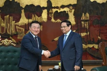 [Foto] Premier vietnamita recibe a director ejecutivo de Samsung Electronics