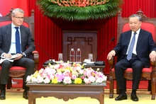 [Foto] Líder partidista vietnamita recibe a director general de grupo de Dinamarca