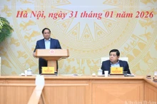 [Foto] Premier vietnamita preside cuarta reunión sobre desarrollo económico privado