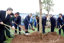 El secretario general del Partido Comunista de Vietnam (PCV), To Lam, en la ceremonia de lanzamiento del movimiento de plantación de árboles. (Foto: VNA)
