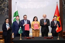 El encuentro fue copresidido por la viceministra vietnamita de Industria y Comercio, Phan Thi Thang, y el secretario adjunto del Ministerio de Comercio de Pakistán, Nasir Hamid. (Foto: VNA)