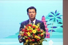 Do Quoc Hung, subdirector del Departamento de Desarrollo de Mercados Exteriores del Ministerio de Industria y Comercio de Vietnam, habla en el evento. (Foto: VNA)