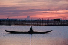 Imagen apacible de la laguna de Tam Giang