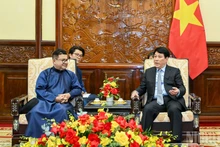 [Foto] Presidente vietnamita recibe a saliente embajador de Chile