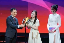 La tiradora Trinh Thu Vinh fue galardonada como Atleta Femenina del Año 9Fuente: VNA)