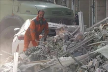 Devastación tras el ataque en Irán. (Fotografía: VNA)
