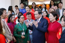 [Foto] Dirigente parlamentario de Vietnam se reúne con connacionales en Malasia