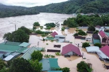 Fuertes lluvias causan graves inundaciones en la comuna de Muong Xen, en la provincia de Nghe An. (Foto: plo.vn)