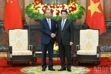 [Foto] Presidente de Vietnam recibe a máximo legislador chino