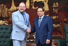 [Foto] Premier vietnamita recibe a ejecutivo de grupo estadounidense Qualcomm