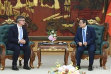 [Foto] Premier vietnamita se reúne con ejecutivo de grupo estadounidense HP