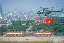 [Foto] Impresionantes imágenes de 31 aviones surcando cielo de Hanói en primer ensayo conjunto
