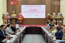 Escena del IV Congreso de la Asociación de Amistad Vietnam–Argelia para el mandato 2025–2030.