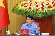[Foto] Presidente vietnamita trabaja con Comité partidista de Quang Ninh sobre supervisión de implementación de Resolución del XI Pleno del CC del PCV del XIII mandato